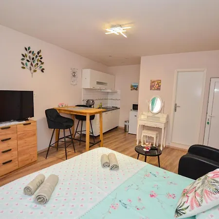 Klaudia Apartment