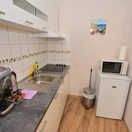 Klaudia Apartman *